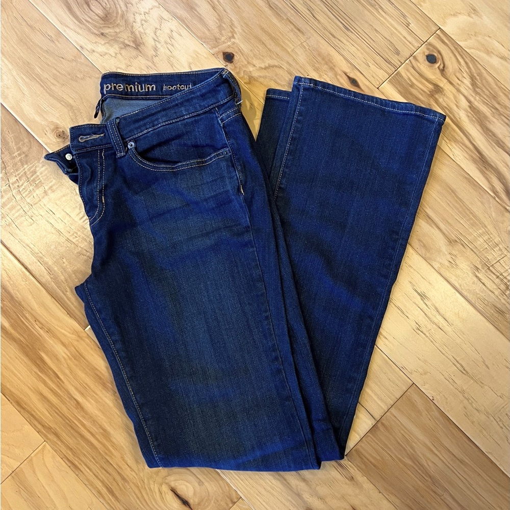 GAP Premium Bootcut Jeans Size 6/28R